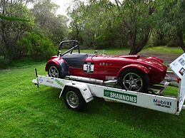 Emu Point Motel & Apartments