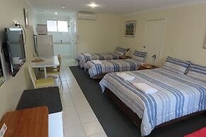 Emu Point Motel & Apartments