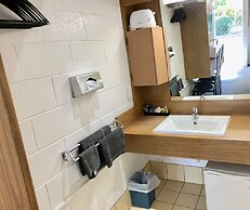 Byer Fountain Motor Inn, Holbrook