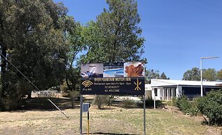 Byer Fountain Motor Inn, Holbrook