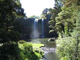 Whangarei Falls Holiday Park