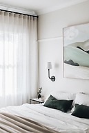 The Dormie House - On The Golf Course