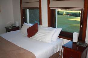 The Dormie House - On The Golf Course