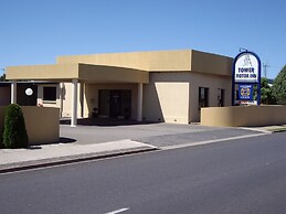 Golden Chain Tower Motor Inn