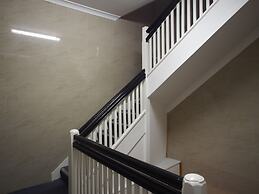 Central Private Hotel