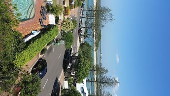 Tranquil Shores Holiday Apartments