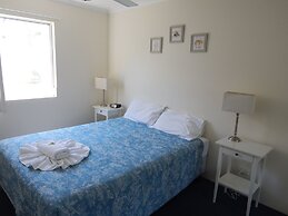 Tranquil Shores Holiday Apartments