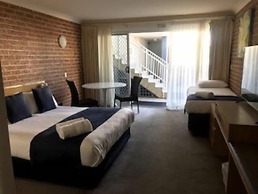 Ocean Front at The Entrance