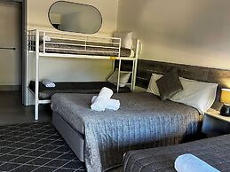 Y Motels Gympie