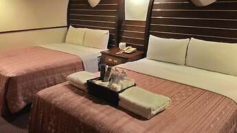 Ti Hwa Hotel