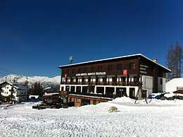 Hotel Monte Triplex