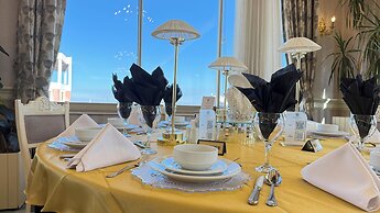 Demir Hotel