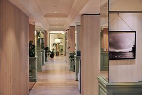 The Level at the Melia White House