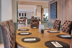 The Level at the Melia White House