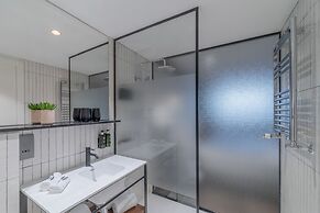The Level at the Melia White House