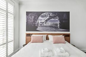 Criterion Hotel Sydney