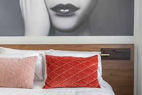 Criterion Hotel Sydney