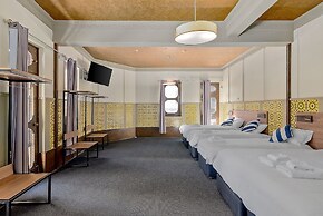 Criterion Hotel Sydney