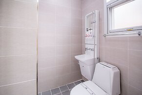 Ekonomy Haeundae Guesthouse