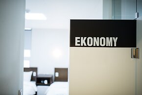 Ekonomy Haeundae Guesthouse