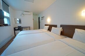 Ekonomy Haeundae Guesthouse