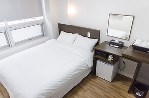 Ekonomy Haeundae Guesthouse