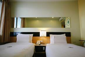 Go Hotels Iloilo