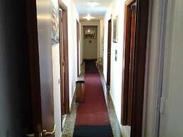 Hotel Massena