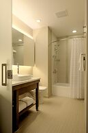 Hyatt Place at The Hollywood Casino / Pittsburgh - South