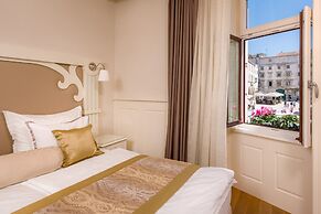 Piazza Heritage Hotel