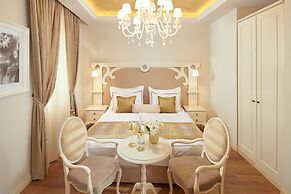 Piazza Heritage Hotel