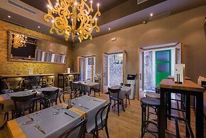 Piazza Heritage Hotel