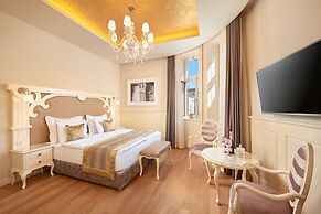 Piazza Heritage Hotel