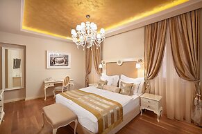 Piazza Heritage Hotel