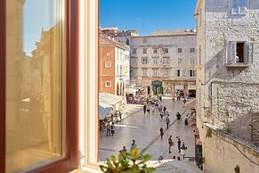 Piazza Heritage Hotel