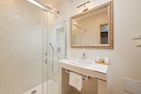 Piazza Heritage Hotel