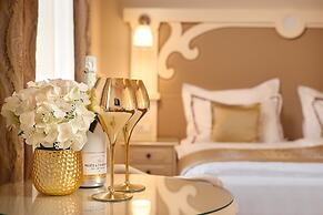 Piazza Heritage Hotel