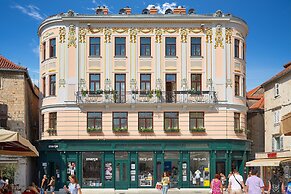 Piazza Heritage Hotel