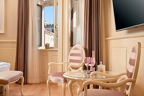 Piazza Heritage Hotel