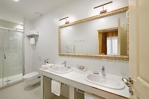 Piazza Heritage Hotel