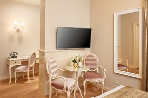 Piazza Heritage Hotel