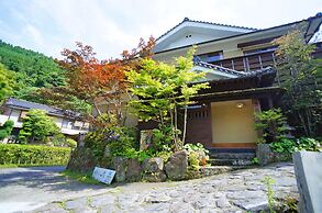 Hot Spring Inn Banya