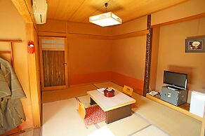 Hot Spring Inn Banya