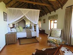 Woodbury Lodge - Amakhala Game Reserve