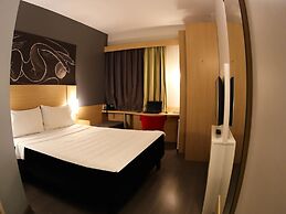 ibis Jatai