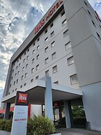 ibis Jatai