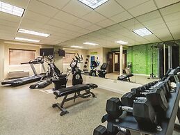 La Quinta Inn & Suites by Wyndham Collinsville - St. Louis
