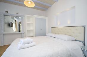 Santa Katerina Studios & Apartments