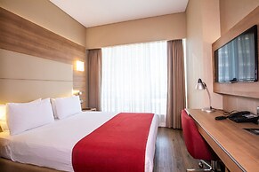 Ramada Encore by Wyndham Istanbul Kartal