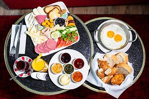 Ramada Encore by Wyndham Istanbul Kartal